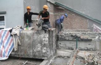 Dịch vụ phá dỡ thu dọn công trường nhà dân